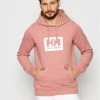 Η καλύτερη συμφωνία 🧨 Helly Hansen Άνδρες Μπλούζες Χωρίς Φερμουάρ Μπλούζα Box 53289 Ροζ Regular Fit ✨